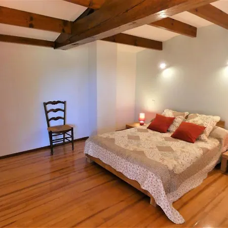 Lou Cere Tatil Evi Léon
